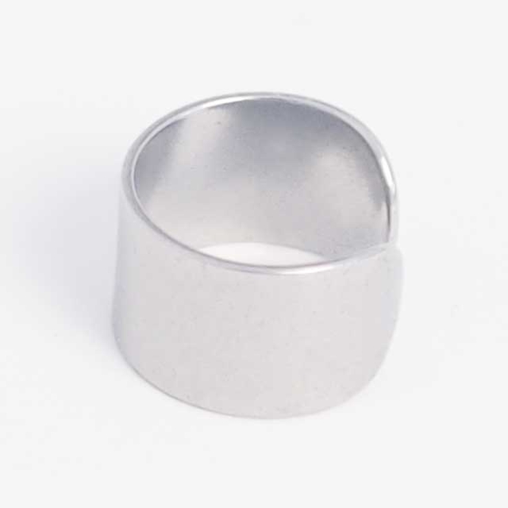 イヤーカフ 6mm幅 シンプル | ピアス専門店HOMESLICEPRODUCTIONS | 詳細画像4 