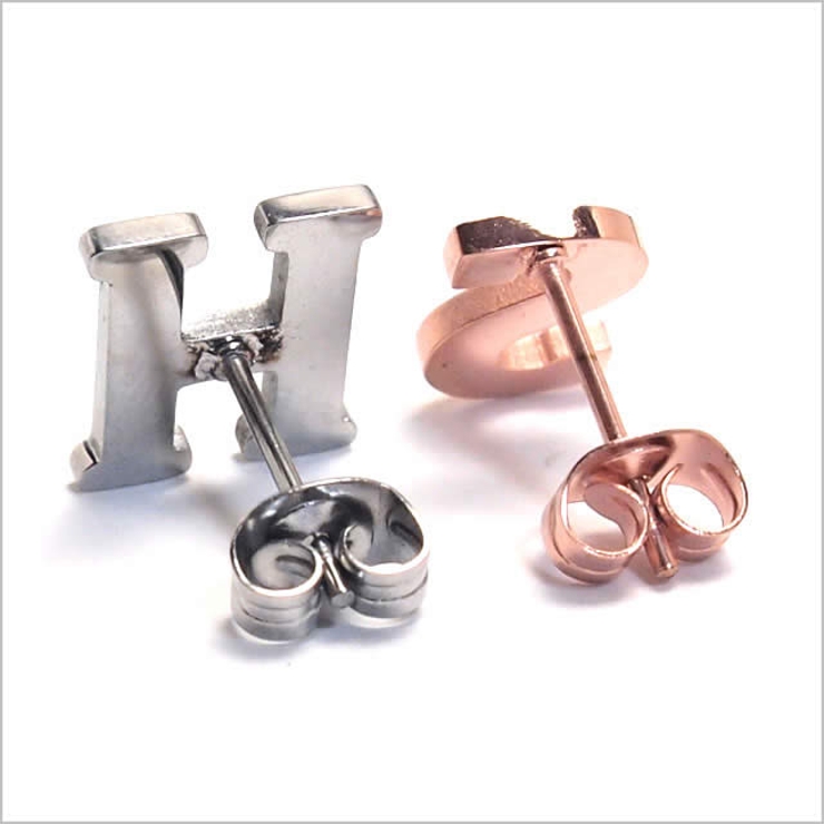 ピアス 316Lサージカルステンレス アルファベット | ピアス専門店HOMESLICEPRODUCTIONS | 詳細画像12 