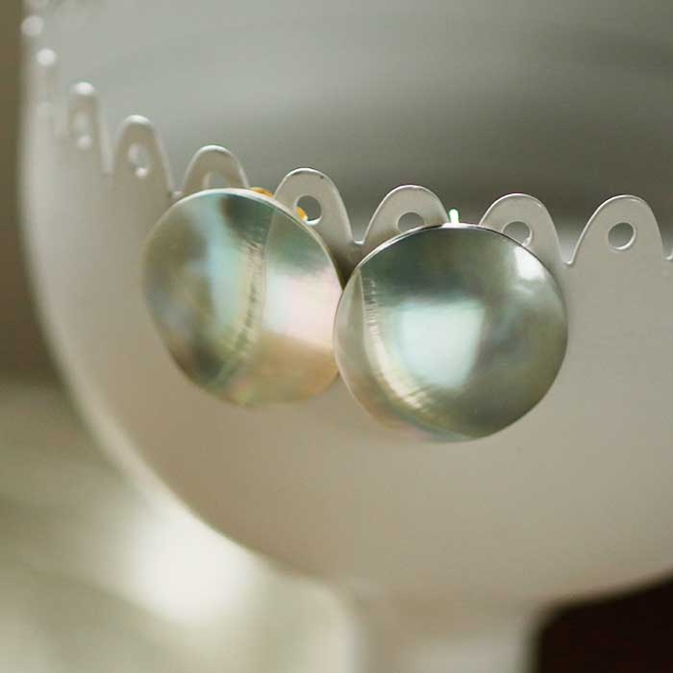 ピアス サージカルステンレス ラウンドオーロラシェル | ピアス専門店HOMESLICEPRODUCTIONS | 詳細画像5 