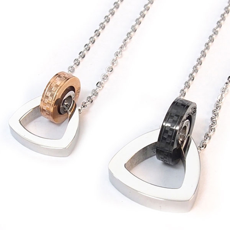 316Lサージカルステンレス リング＆トライアングルネックレス ペア | ピアス専門店HOMESLICEPRODUCTIONS | 詳細画像1 