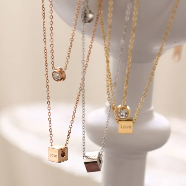 ネックレス サージカルステンレス ジュエル＆LOVEキューブ[品番