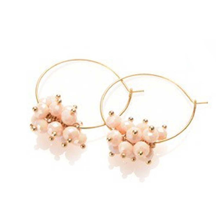 ミルキーピンク/ゴールドフープ | ピアス サージカルステンレス プチ淡水パール＆ガラスビーズ | ピアス専門店HOMESLICEPRODUCTIONS