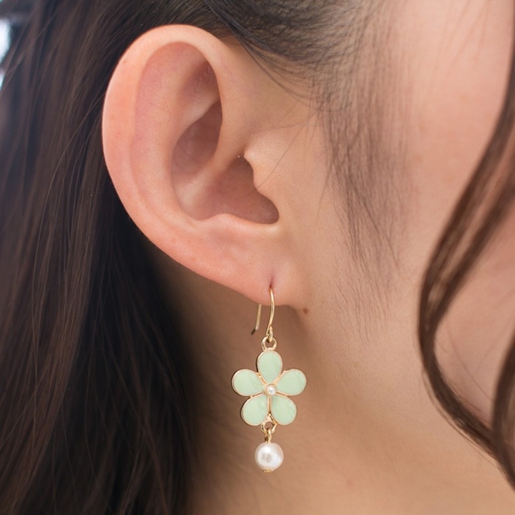 ピアス サージカルステンレス フラワー＆パール 1ペア レディース 両耳用 | ピアス専門店HOMESLICEPRODUCTIONS | 詳細画像7 