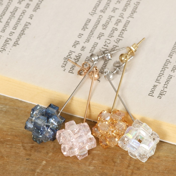 ピアス サージカルステンレス ビーズフラワー 1ペア レディース 両耳用 | ピアス専門店HOMESLICEPRODUCTIONS | 詳細画像3 