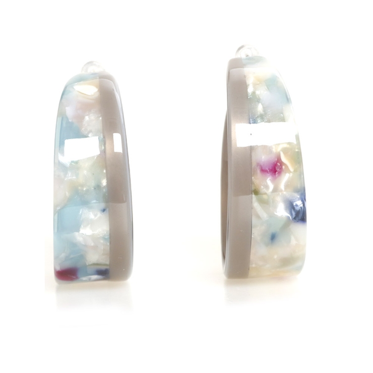 ライトグレー | ピアス サージカルステンレス マーブルバイカラー | ピアス専門店HOMESLICEPRODUCTIONS