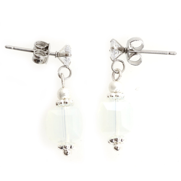 シルバー×ホワイト | ピアス サージカルステンレス ジュエル＆キューブビーズ | ピアス専門店HOMESLICEPRODUCTIONS