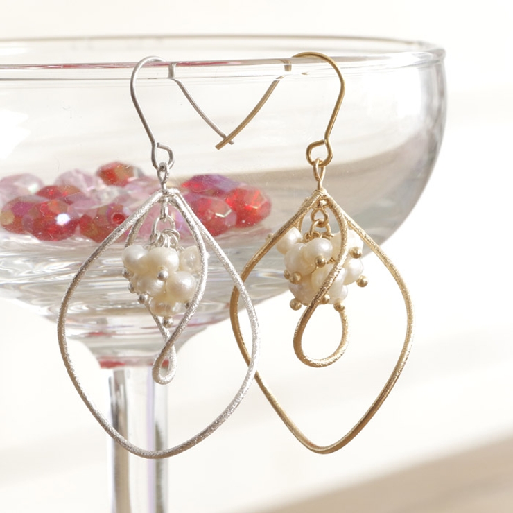 ピアス サージカルステンレス ウェービングフレーム＆淡水パール | ピアス専門店HOMESLICEPRODUCTIONS | 詳細画像3 