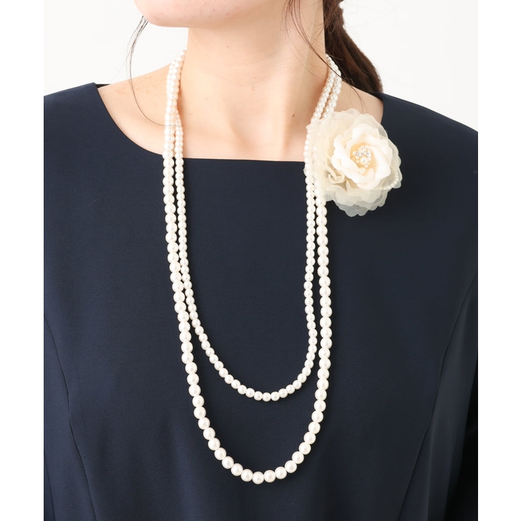 ベージュ(82) | コサージュ付き2連パールネックレス | eur3