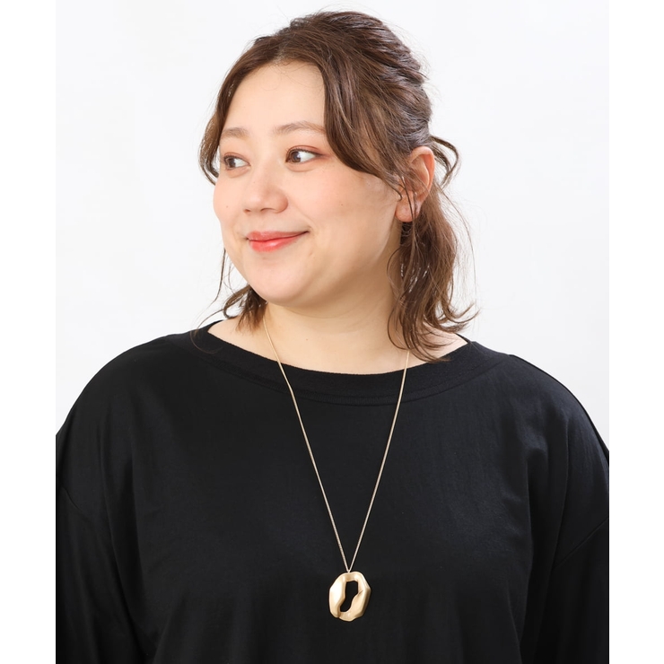 ゴールド(95) | 変形サークルモチーフロングネックレス | eur3