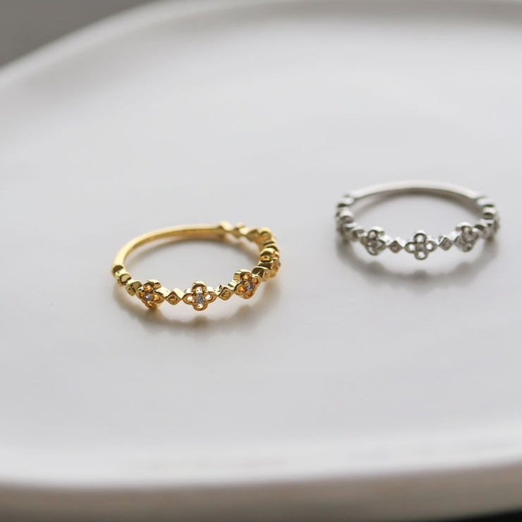 【人気商品】 キュービックジルコニア ピンキーリング フラワー華奢リング アクセサリー