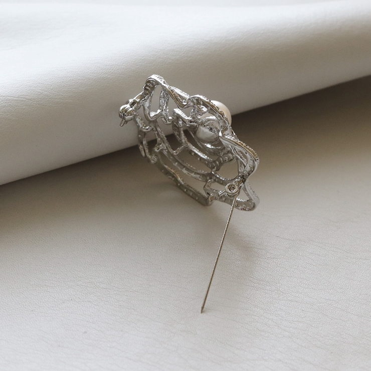 ブローチ 卒園式 卒業式[品番：VX000007292]｜Jewel vox（ジュエル