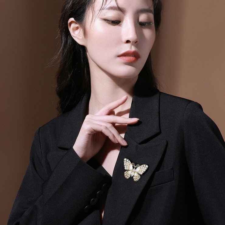 ブローチ 蝶々モチーフ バタフライ[品番：JSFW0014673]｜JS  FASHION（ジェーエスファッション）のレディースファッション通販｜SHOPLIST（ショップリスト）