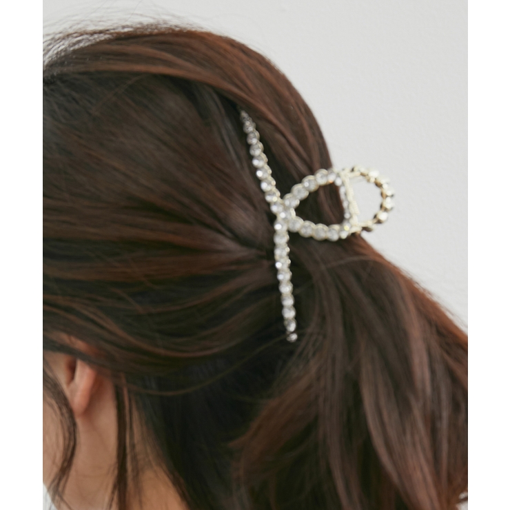 ASOS DESIGN + Pearl Bow Hair Clip