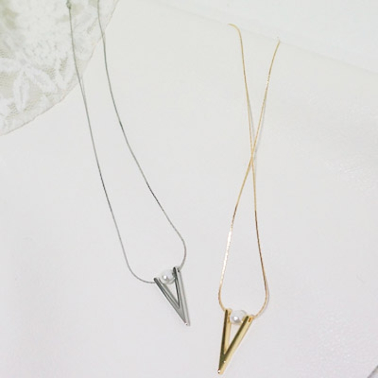 Vチャームのすっきりとしたデザインにパール装飾で洗練された印象のパールVチャーム… | KawaiCat | 詳細画像8