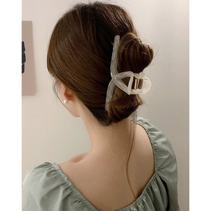 専用　SWAROVSKIバンスクリップ白 クロスバンスクリップ 小物 雑貨[品番：IK000007357