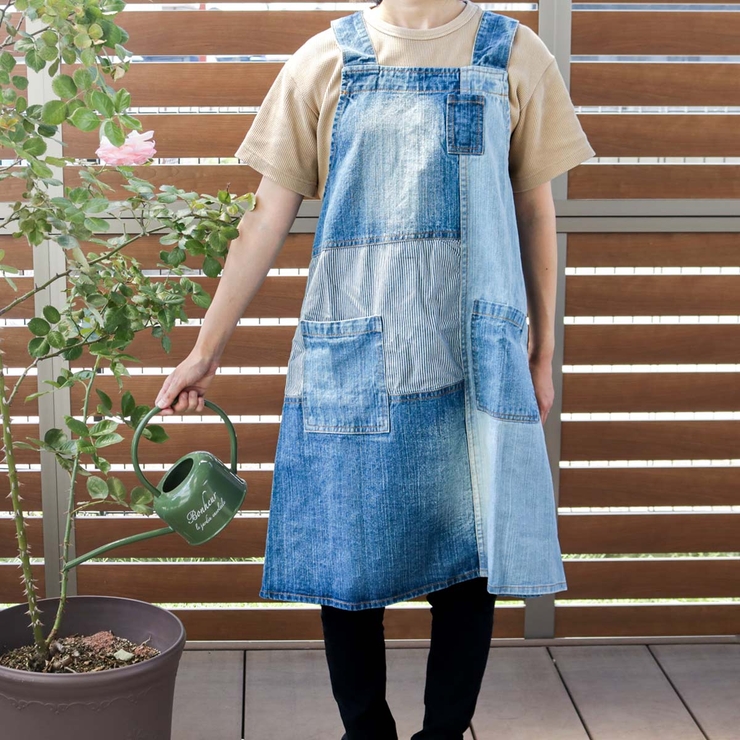 エプロン パッチワークデニムプルオーバーエプロン ポケット付き[品番