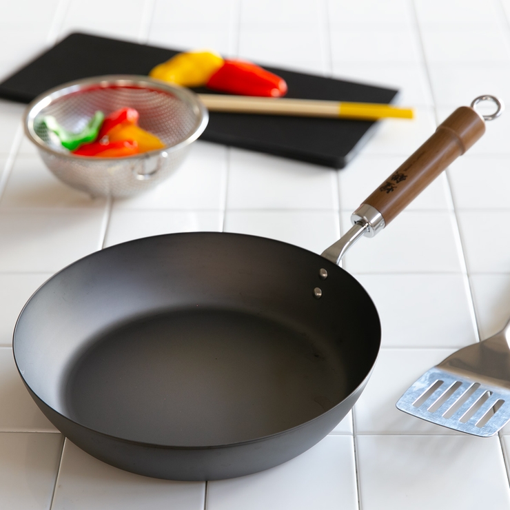 鉄フライパン 28cm 煌鉄[品番：KRFH0029508]｜livingut
