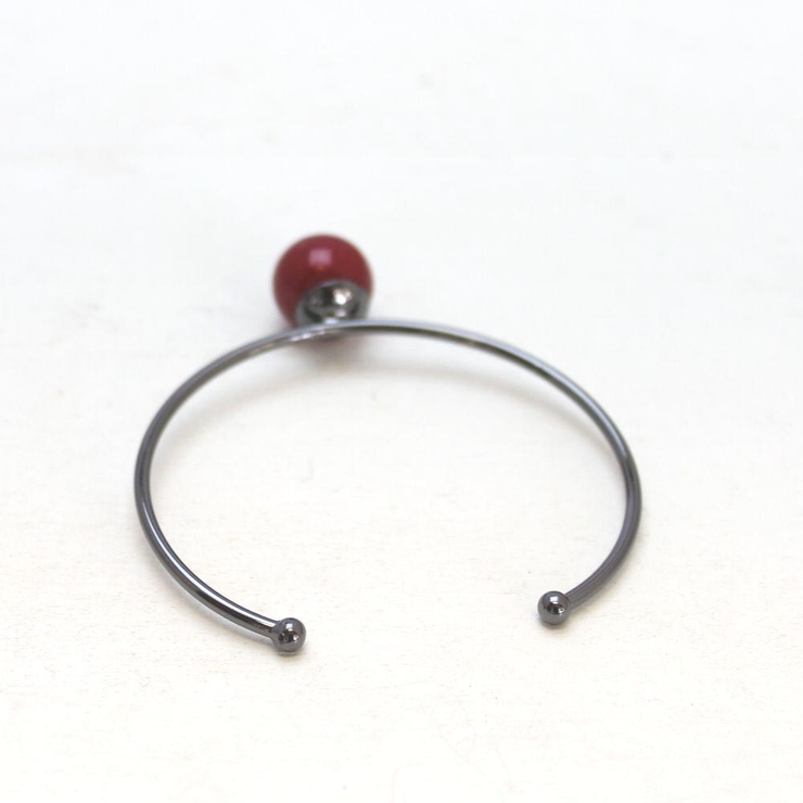 クラシカルレッド 1粒レッドボールのバングルブレスレット R | lunolumo | 詳細画像3 