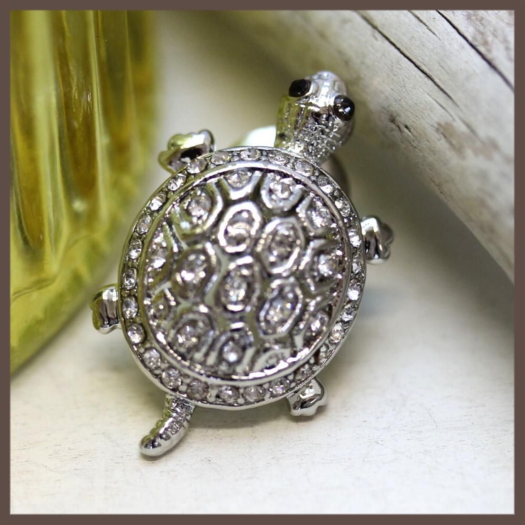 シルバーカラーのかめピンブローチ | lunolumo | 詳細画像1 