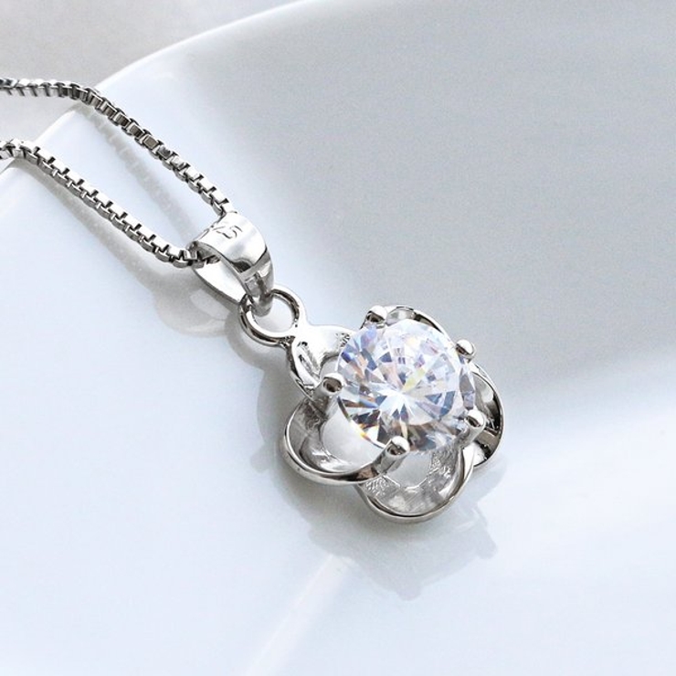 シルバーフラワーキュービックネックレス【LACORDE】 | LACORDE  | 詳細画像2 