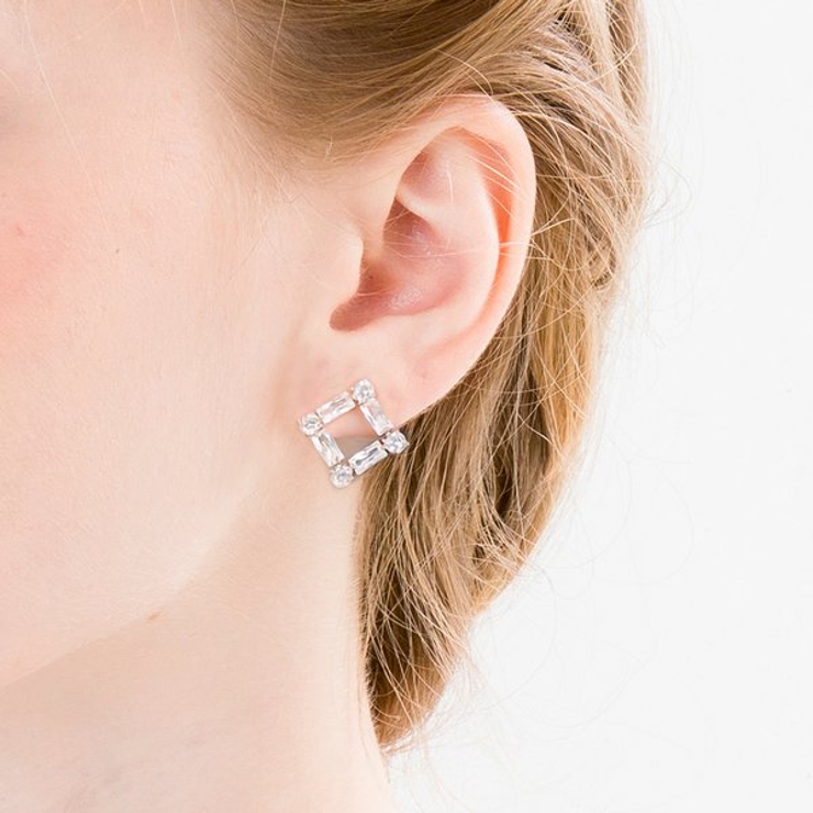 スクエアビジューカットピアス【LACORDE】 | LACORDE  | 詳細画像3 