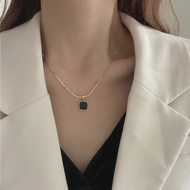 ラウンドスクエア×ステーションボールチェーンネックレス | LUPIS | 詳細画像3 