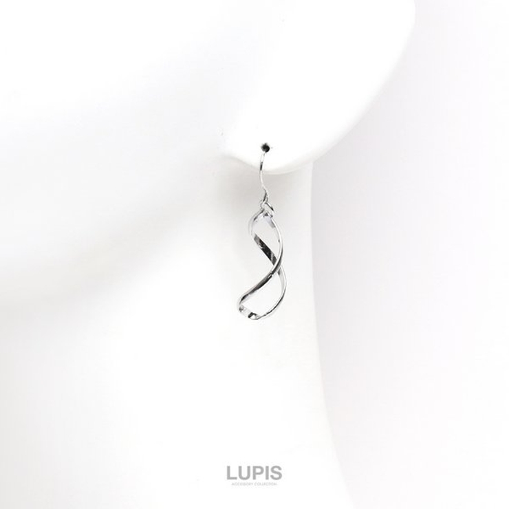 メタルツイストフレームフックピアス | LUPIS | 詳細画像3 