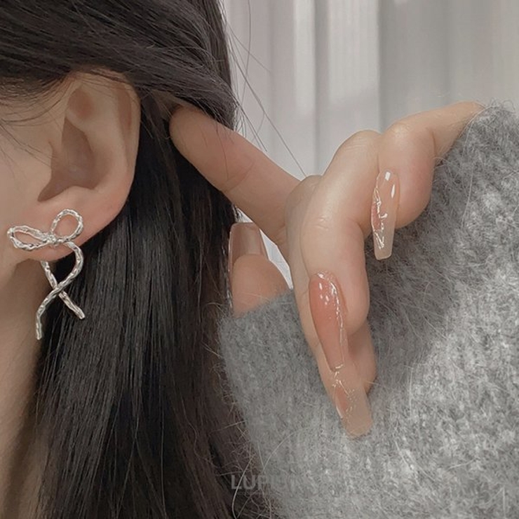 バックキャッチリボンピアス【S925ポスト】 | LUPIS | 詳細画像4 