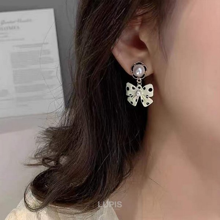 ドット柄リボンピアス【S925ポスト】 | LUPIS | 詳細画像7 