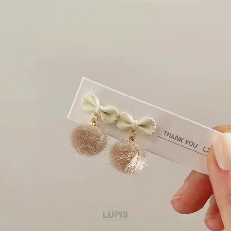 【S925ポスト】マットリボン×ファーボールピアス | LUPIS | 詳細画像2 