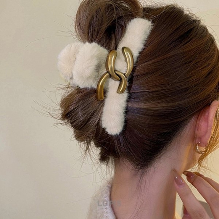 アンティーク調メタルチェーン×ファーバンスクリップ【ヘアアクセサリー】 | LUPIS | 詳細画像2 