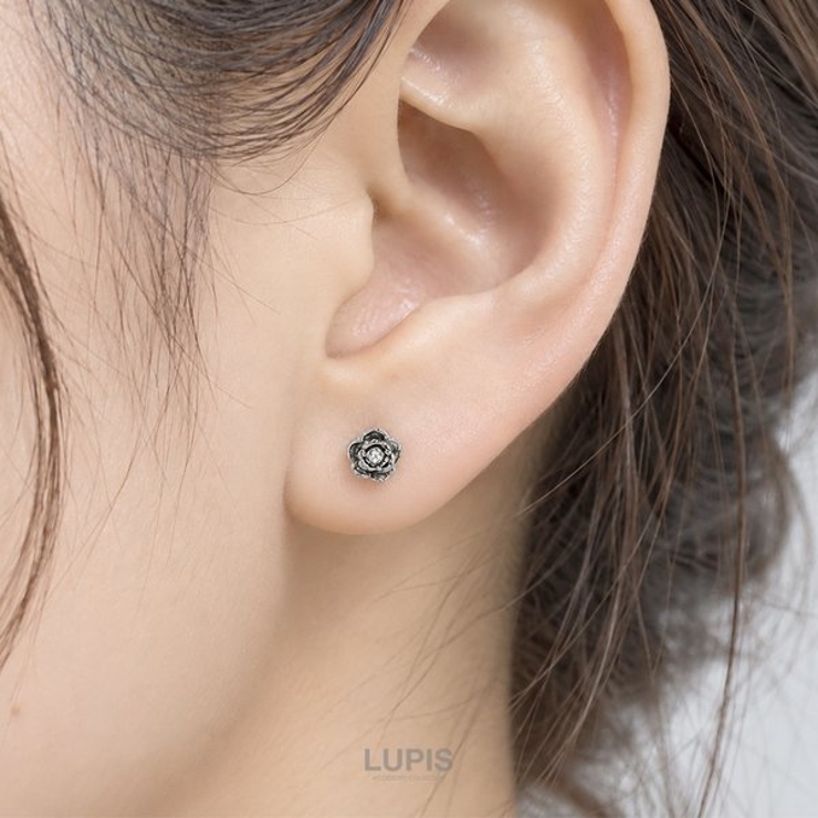 ≪1個入/片耳用≫ワンポイントメタルフラワーピアス | LUPIS | 詳細画像4 