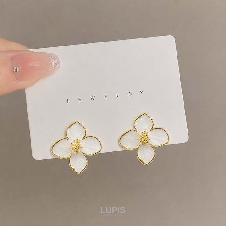 エレガンスフラワーピアス | LUPIS | 詳細画像5 