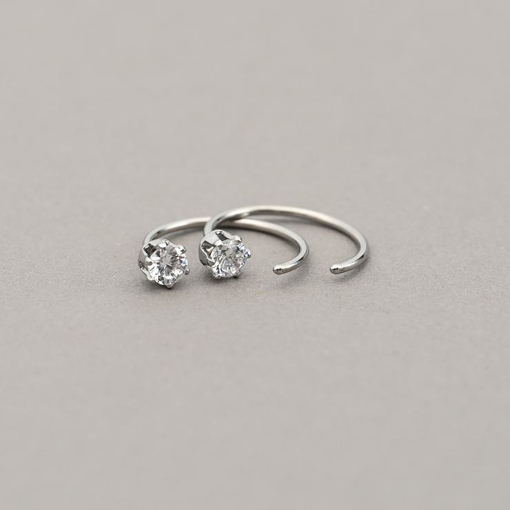 シルバー | 【金属アレルギー対応 316L】キャッチレスジルコニアステンレスフープピアス | LUPIS