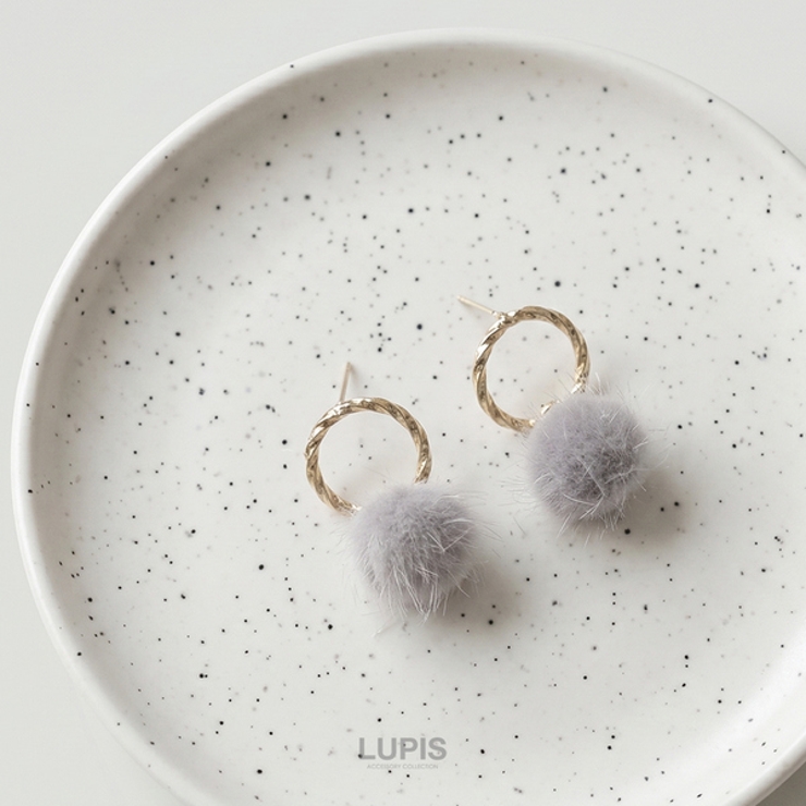 ツイストリングファーボールピアス | LUPIS | 詳細画像6 