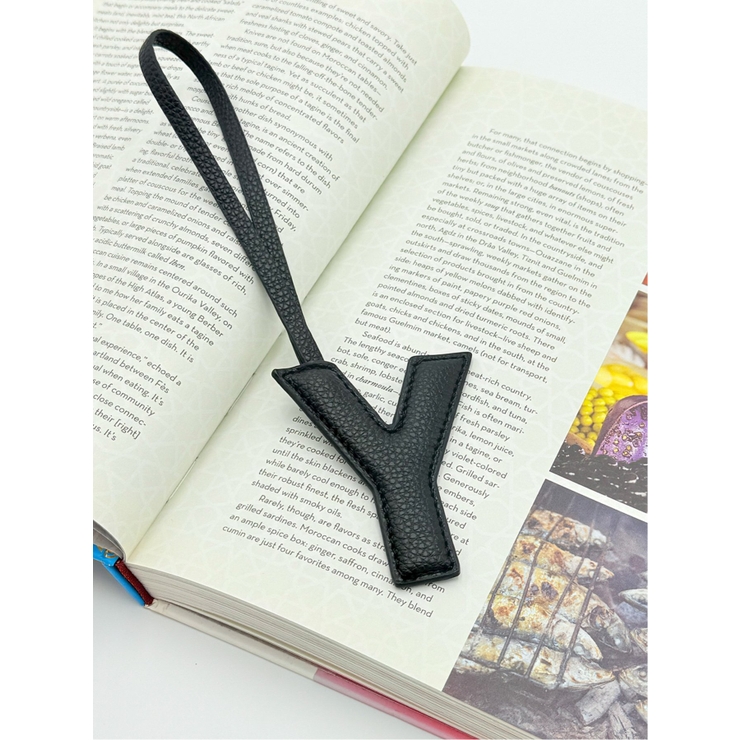 ビーガンレザー イニシャルチャーム 【Y】大文字タイプ | TAKA-Q WOMEN | 詳細画像1 