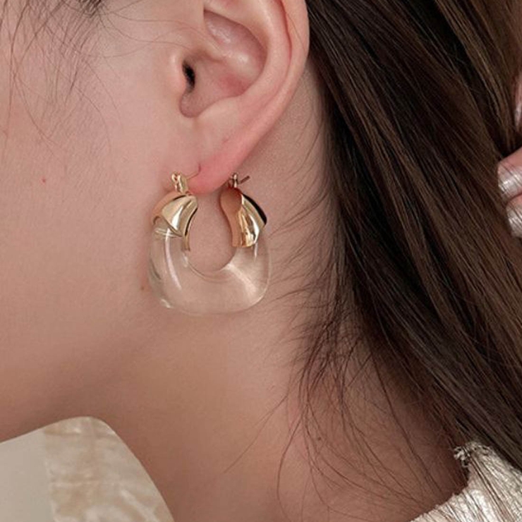 クリア | 透明感が綺麗なフープピアス レトロ U字 | maison de LATIR
