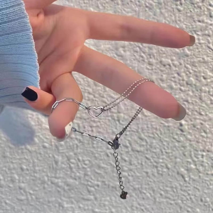 甘すぎず上品なハートチャームチェーンブレスレット アクセサリー ハートモチーフ | maison de LATIR | 詳細画像3 