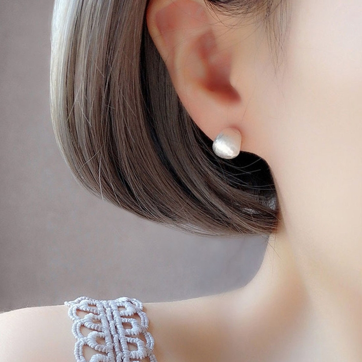 丸みを感じる可愛らしさ抜群の艶消しぷっくりデザインピアス シルバー アクセサリー | maison de LATIR | 詳細画像1 