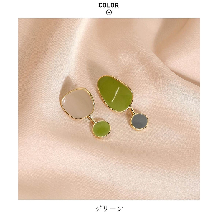 左右で違う形を楽しめるユニークなピアスかわいいカジュアルシンプル