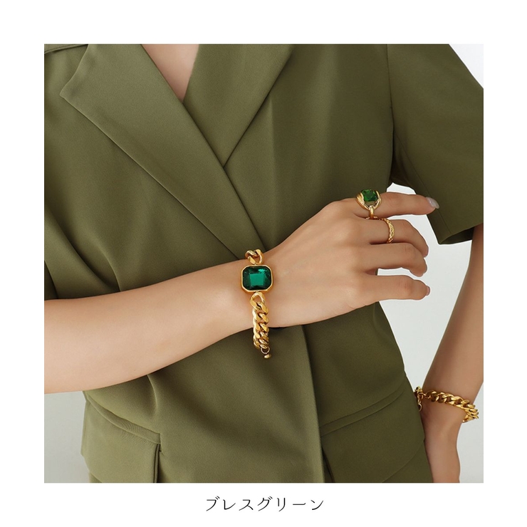 シンプルコーデに映えるビジュー付きチェーンネックレス&ブレスレット ボリューム感