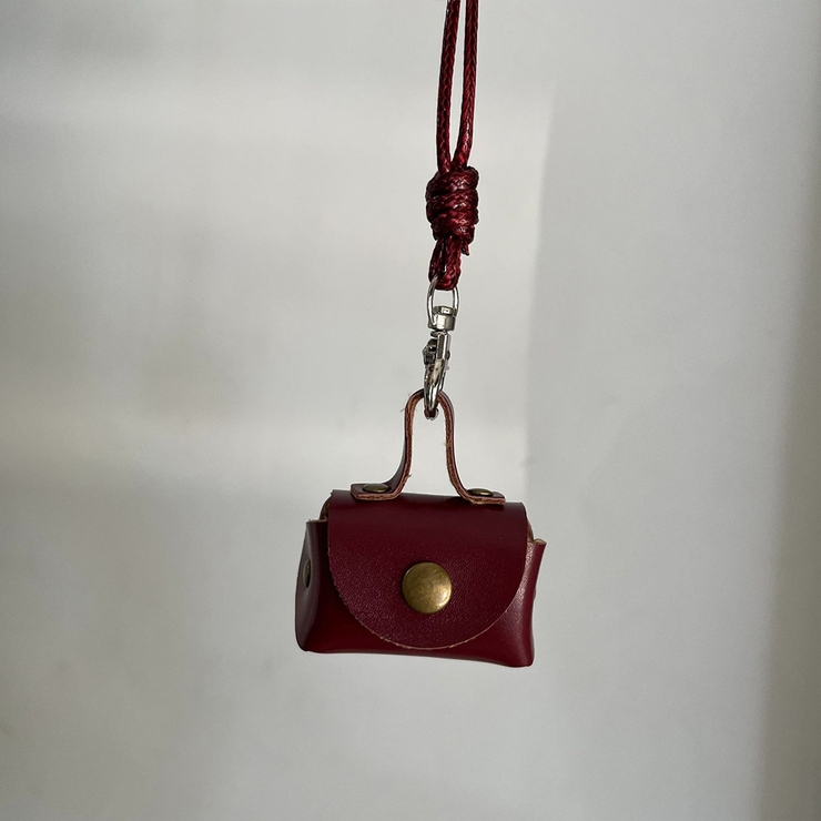 ワイン | 小物の迷子防止にストラップ付きミニポーチ アクセサリー 首かけ | maison de LATIR
