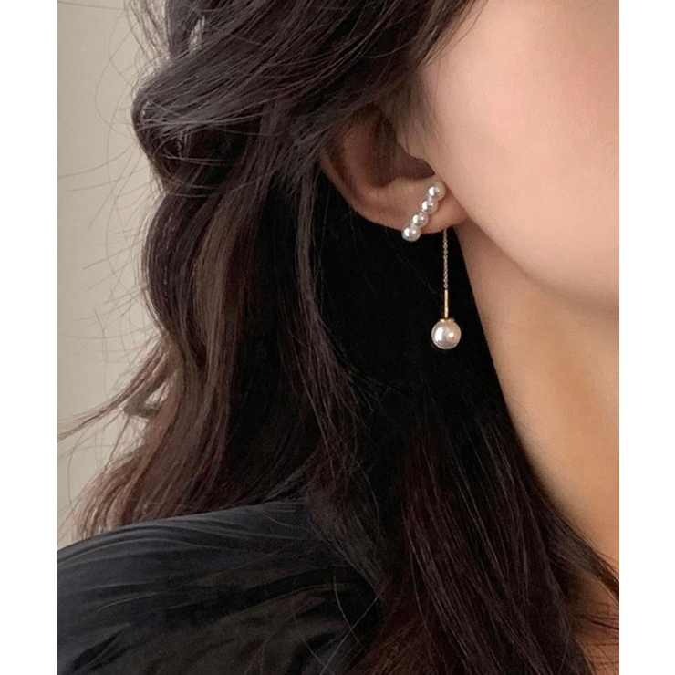 「縦ラインでつくる品格。パールが揺れる、大人のロングピアス」4連パールデザインロ… | maison de LATIR | 詳細画像4 