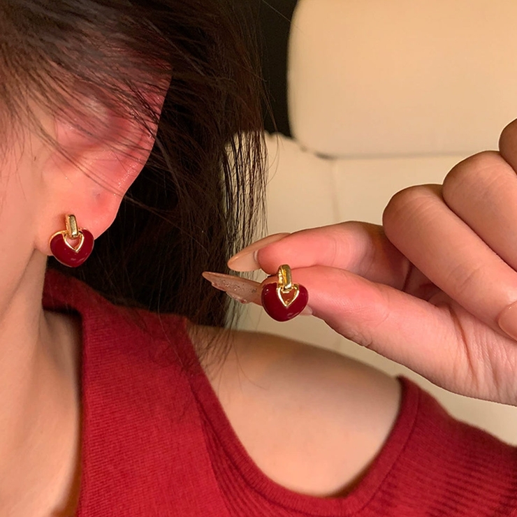 アクセントにぷっくりレッドハートピアス ピアス ハートピアス | maison de LATIR | 詳細画像3 