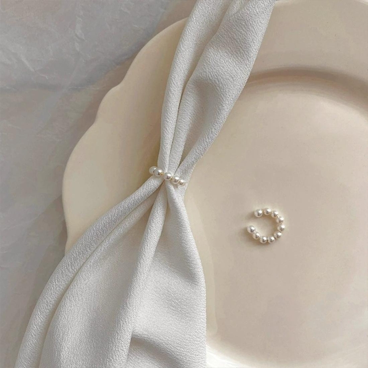 耳元にやさしい輝きパールラインイヤーカフ オフィス オフィスカジュアル | maison de LATIR | 詳細画像8 