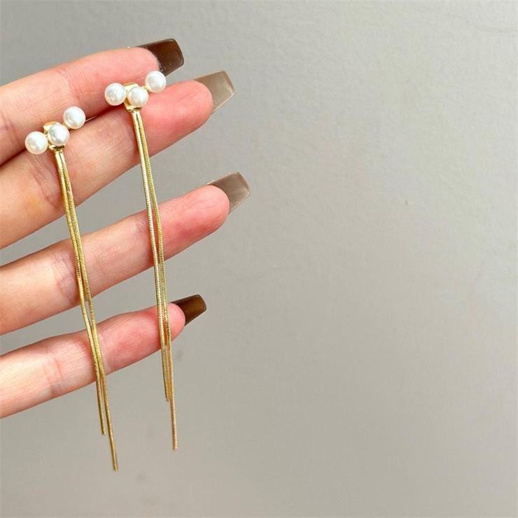 上品に揺れるパールロングチェーンピアス 両耳用 ピアス | maison de LATIR | 詳細画像6 