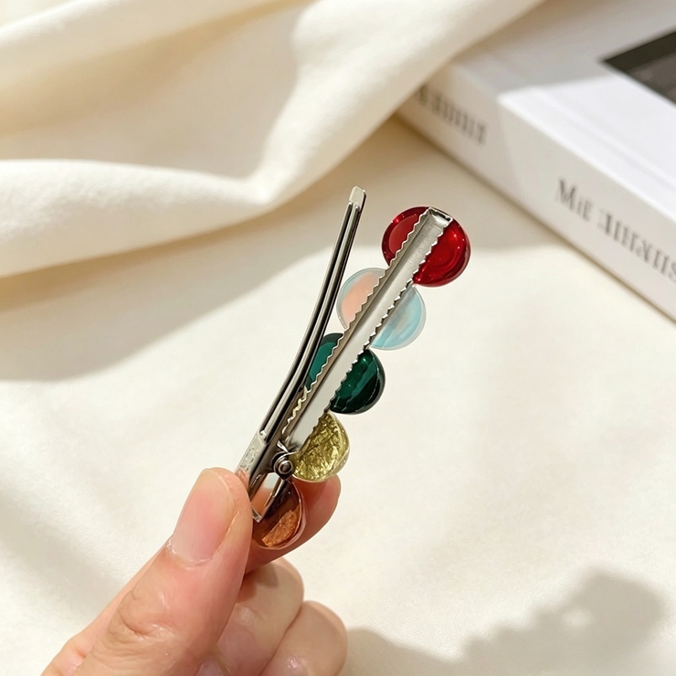 ぷっくり艶感が可愛い、カラフルヘアアクセサリー ヘアバレッタ レディース | maison de LATIR | 詳細画像6 