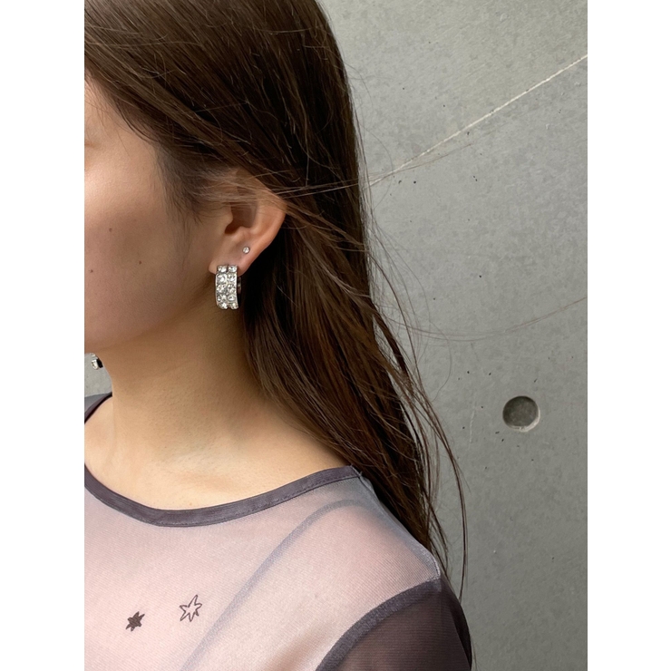 アシメビジューピアス[品番：MKSW0061085]｜MURUA（ムルーア）の  