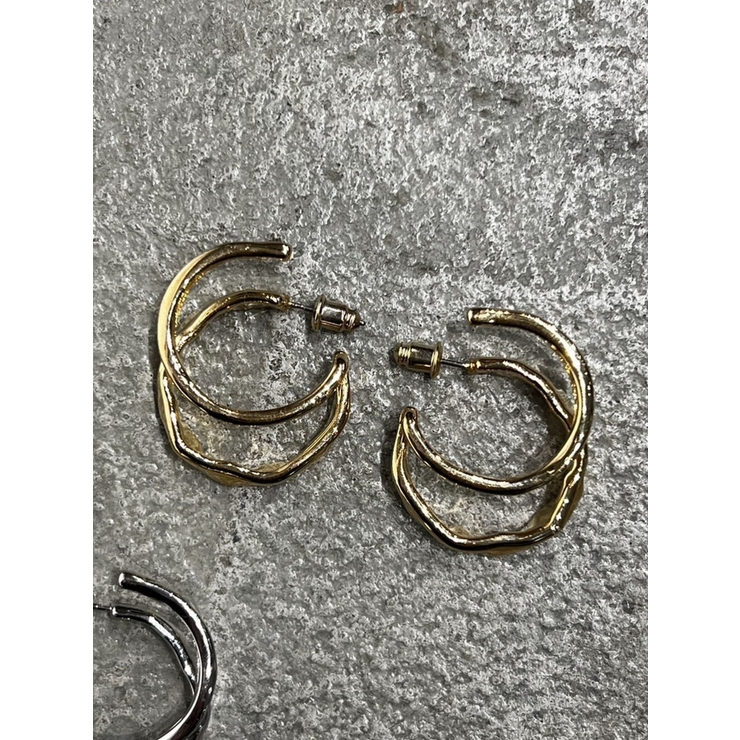 ゴールド | ニュアンスダブルフープピアス | EMODA
