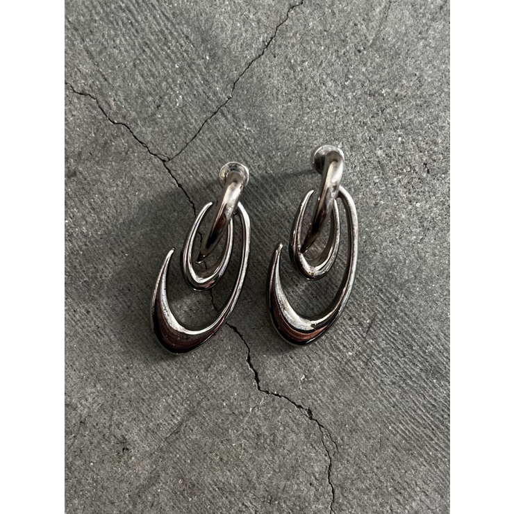 シルバー | スペイシーEピアス | EMODA